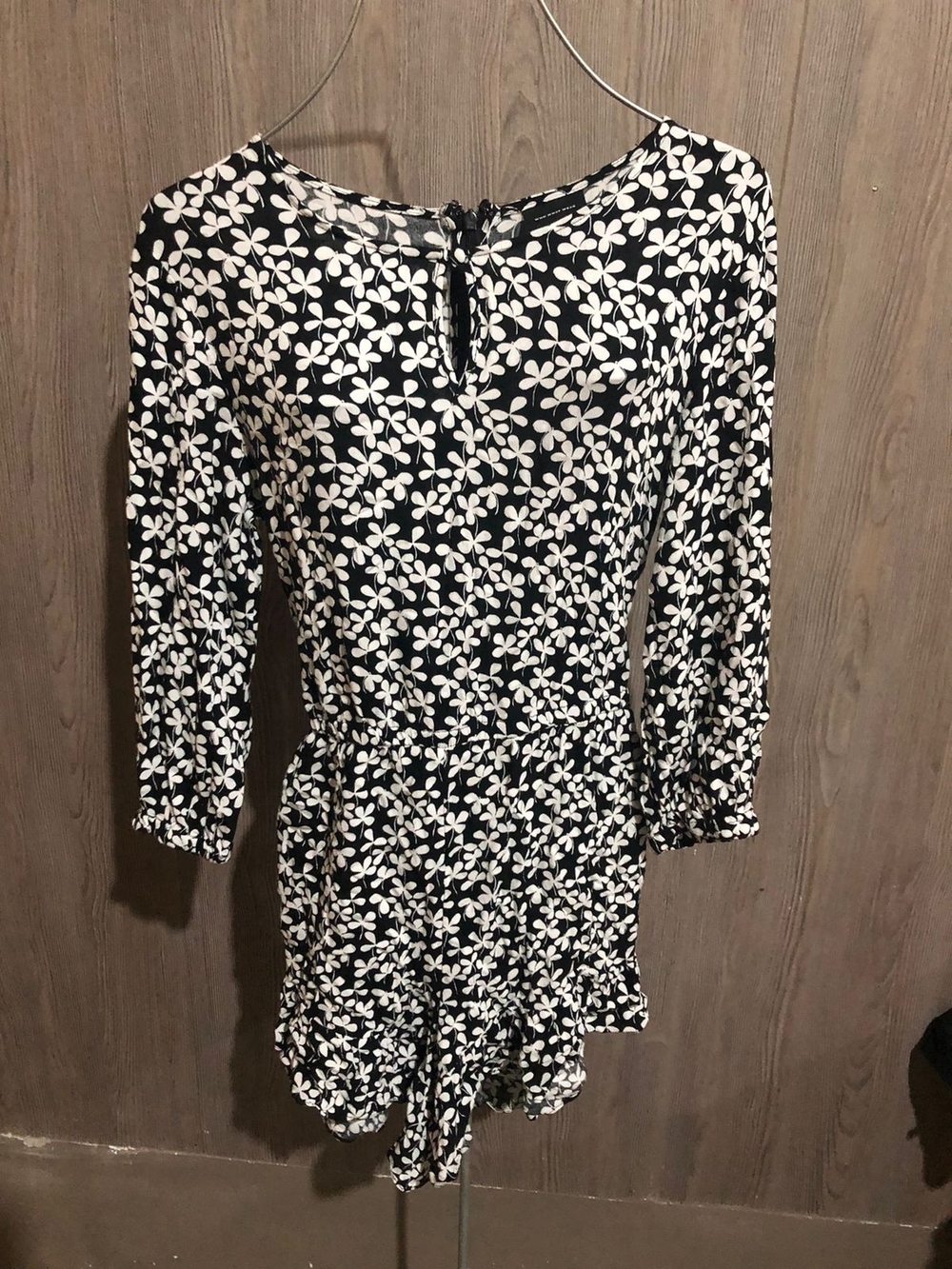 Who What Wear Black and White Floral Long-Sleeve Dress